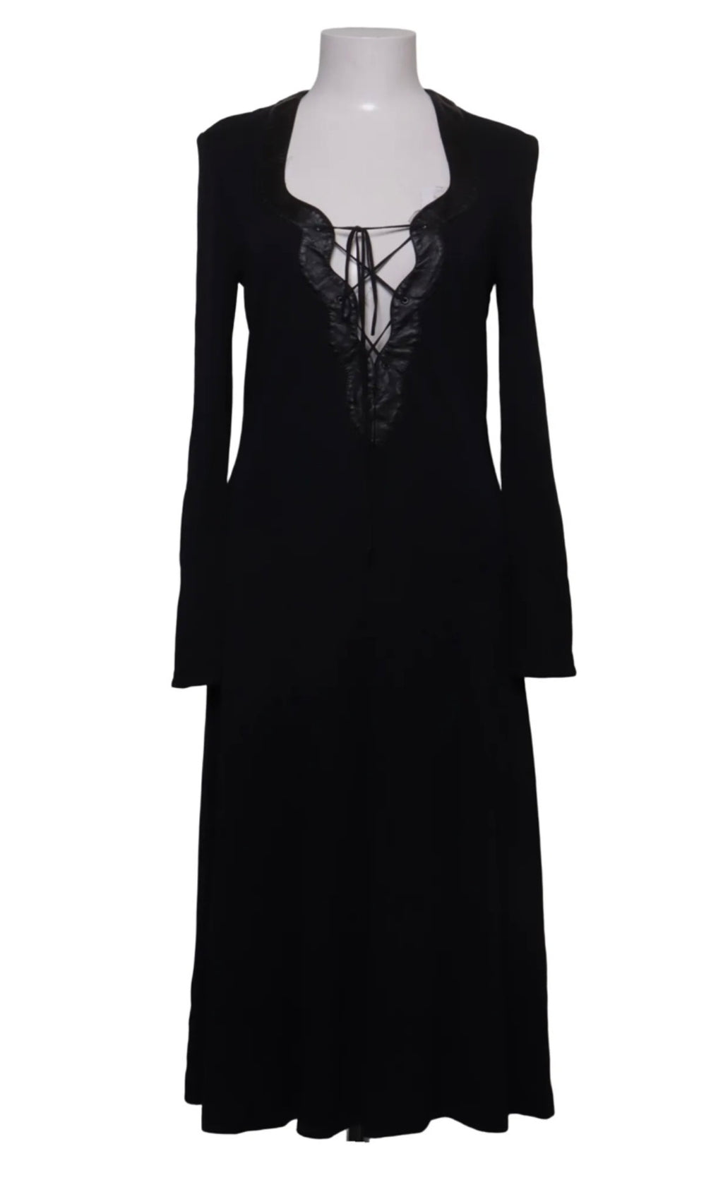 Escada – Black Long-Sleeve Lace-Up Front